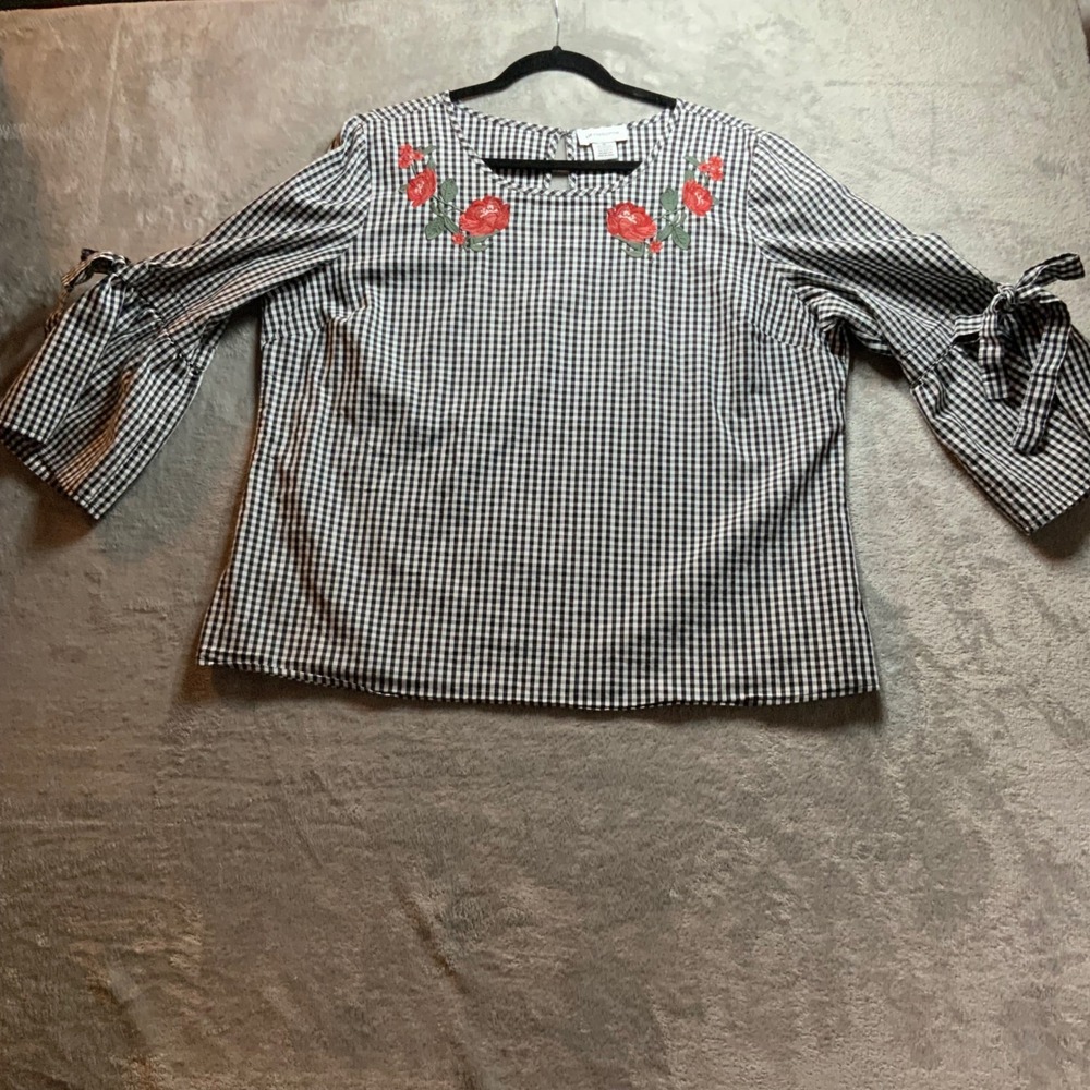 Liz Claiborne Gingham Floral Embroidered Blouse Black White Bell Sleeve XL